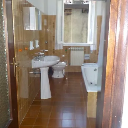 Casa Per Vacanze Nembra Apartman *